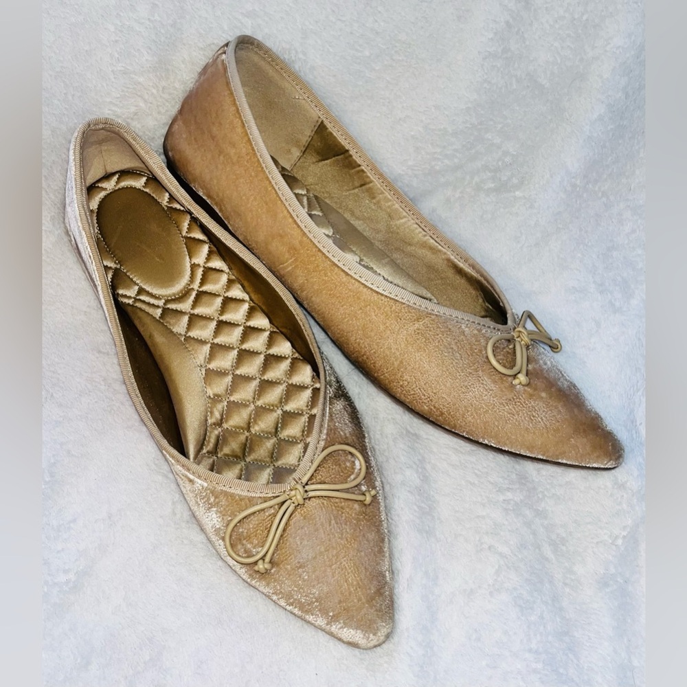 Birdies Tan and Cream Flats
